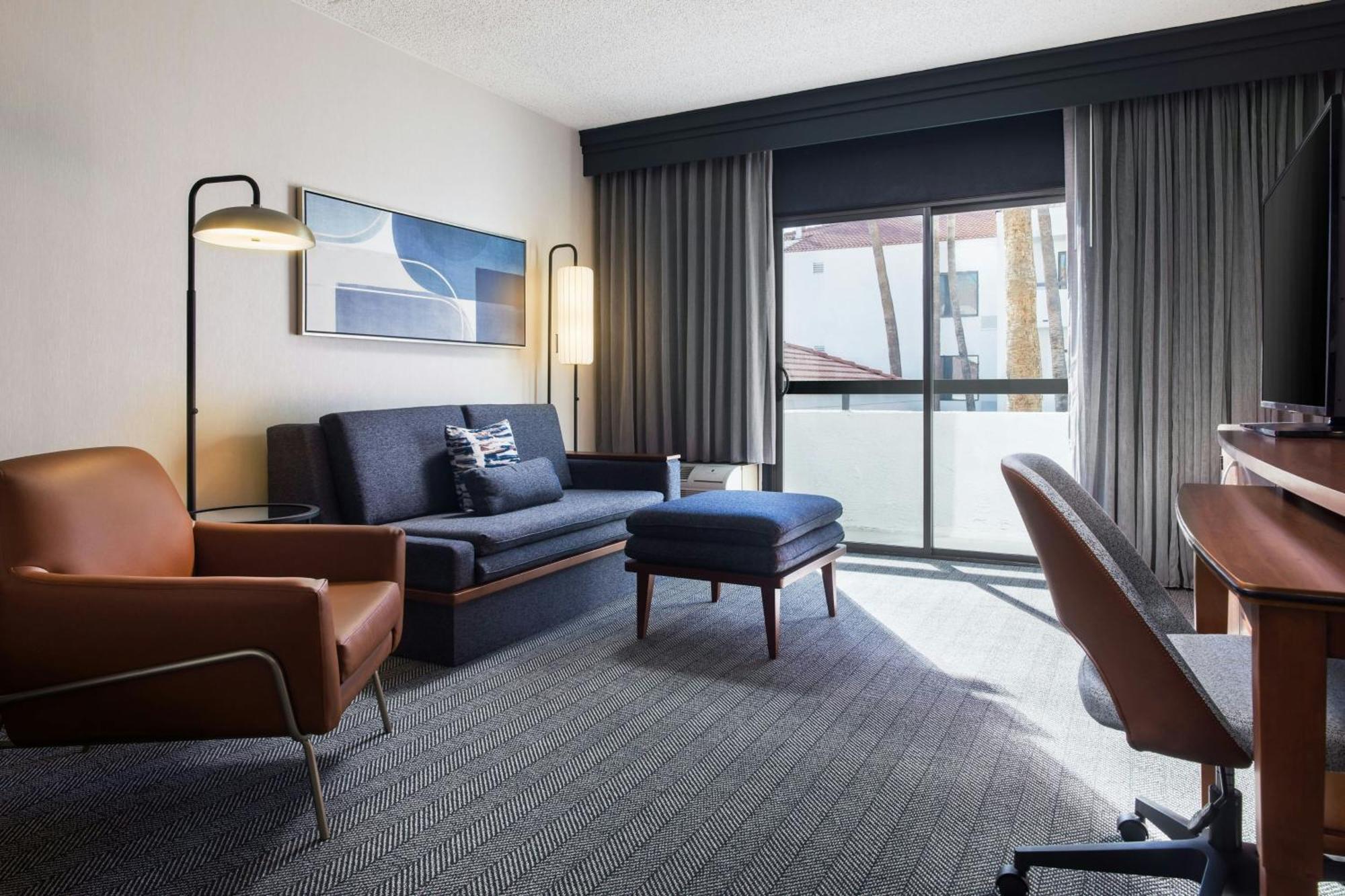Courtyard By Marriott Phoenix North Bagian luar foto